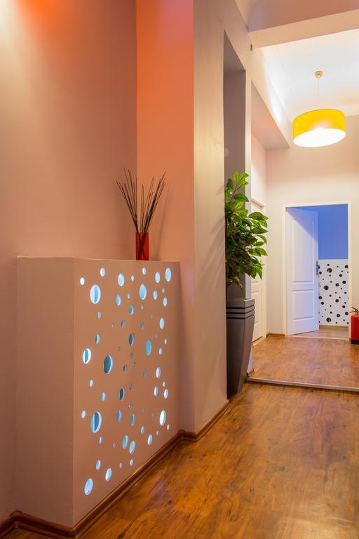 Retro Hostel Познань Екстер'єр фото